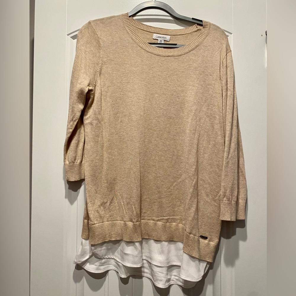 Calvin Klein Beige White Sweater 3/4 Sleeve